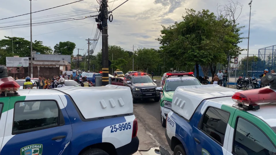 Confusão entre mototaxistas e motoristas de app mobiliza a polícia em Manaus
