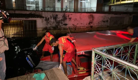 Corpo de homem é encontrado atacado por peixes e mãe se desespera