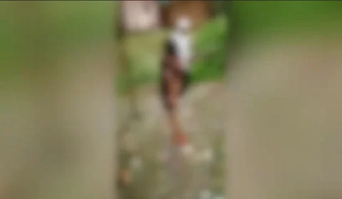VEJA VÍDEO: Mulher é brutalmente espancada a pauladas por ‘Tribunal do Crime’
