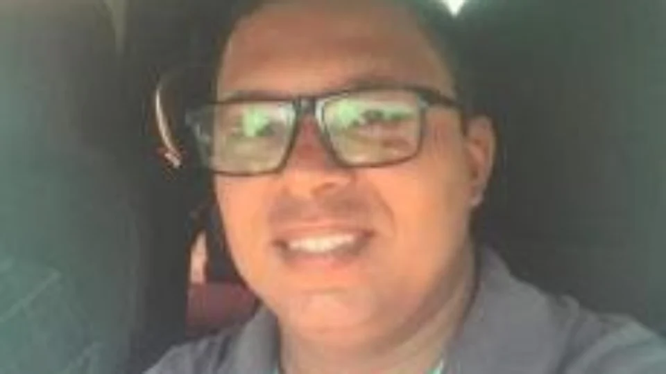 Mulher procura marido desaparecido em Manaus