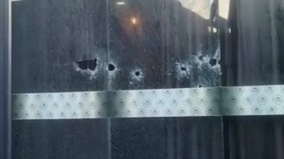 Cabo da PM é preso após disparar várias vezes contra casa noturna