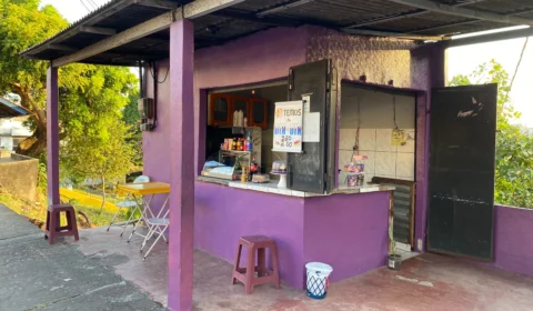 Criminosos arrombam estabelecimento e furtam máquina de R$ 14 mil