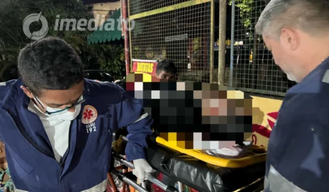 Vendedor de bombons é baleado na cabeça em bar no Bairro Parque Dez