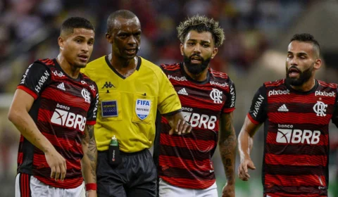 CBF afasta árbitros após polêmica atuação em Flamengo X Athletico