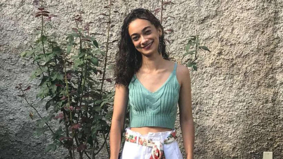 Estudante é encontrada em estado grave após sair para comprar água