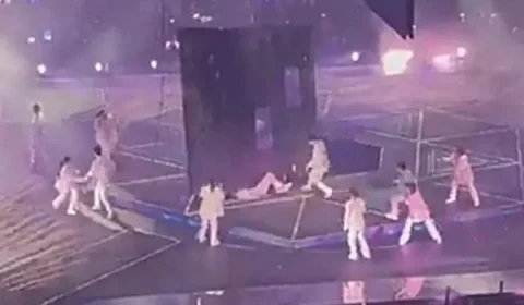 Telão esmaga dançarino de boyband durante show