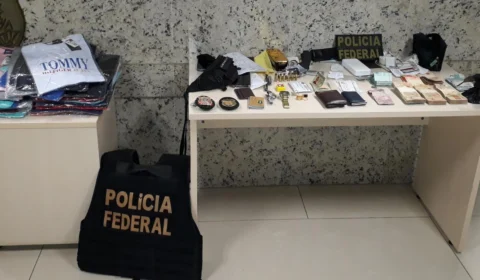 Nove homens foram presos por transportar minério ilegal