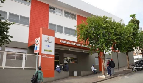 Homem é hospitalizado após realizar ‘rinoplastia caseira’