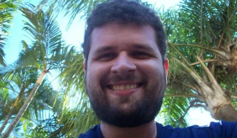 Pai mata instrutor de academia que importunava as duas filhas