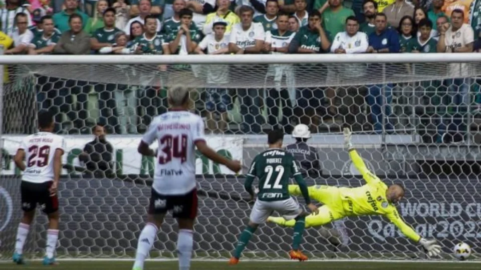 VÍDEO: Palmeiras condena violência e critica torcedor do Flamengo infiltrado