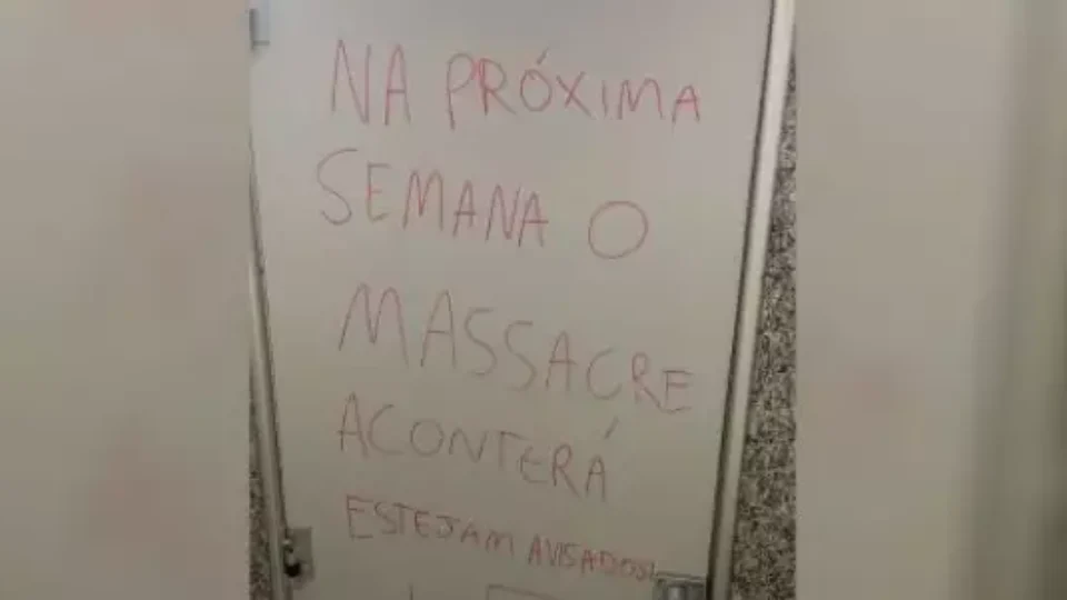 ‘O massacre acontecerá’, diz mensagem com ameaça nazista em escola