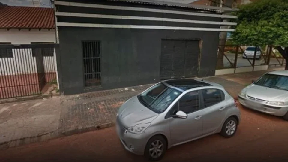 Youtuber corta pescoço de amigo com garrafa em boate LGBT