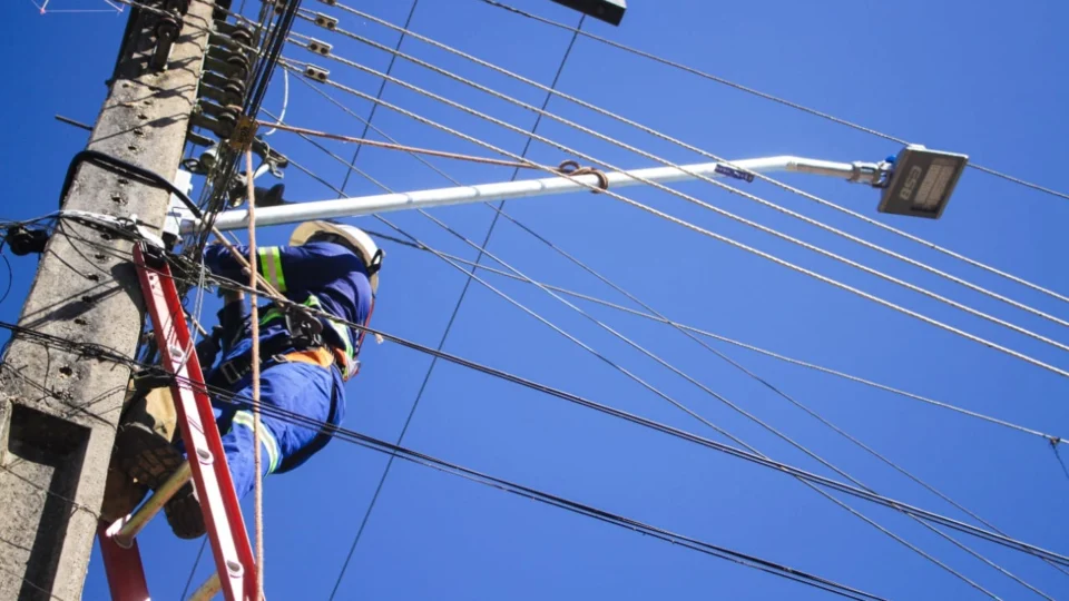 Comunidades no AM vão receber iluminação de LED, a partir da próxima semana