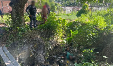 Jovem é encontrado morto com 23 perfurações pelo corpo no bairro Jorge Teixeira
