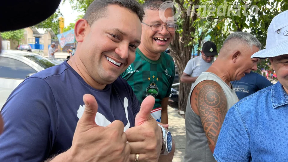 Candidato a deputado estadual, Rodinei Ramos, realiza adesivaço nos bairros Japiim e Compensa