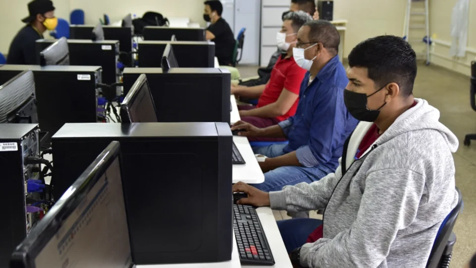 Inscrições para Exame Supletivo em Manaus começam nesta quinta-feira