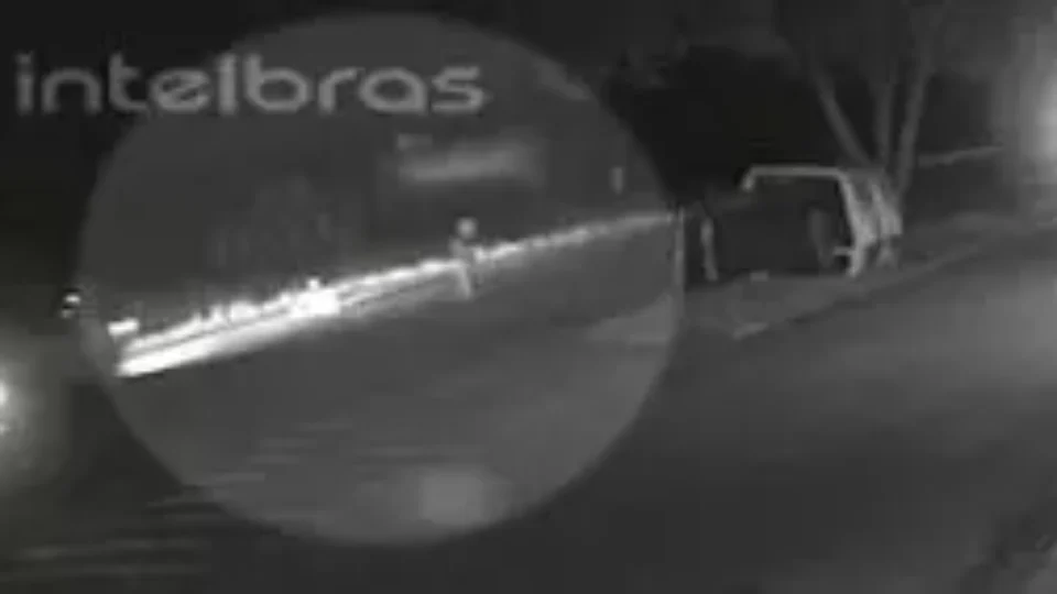 Vídeo mostra atropelamento de homem na frente das filhas após homenagem de Dia dos Pais