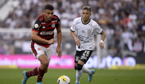 Corinthians x Flamengo abre quartas da Copa Libertadores nesta terça