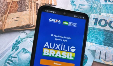 Caixa Econômica anuncia suspensão do consignado do Auxílio Brasil