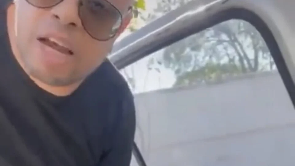 Mãe e bebê de cinco meses são expulsos de dentro do Uber