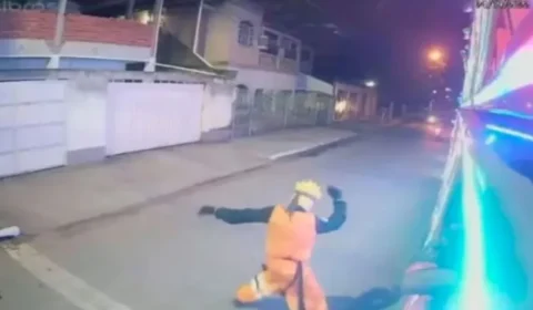 Durante tiroteio, homem fantasiado de Naruto é assassinado por engano