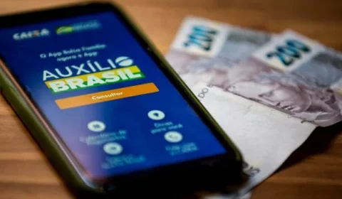 Auxílio Brasil é pago hoje a beneficiários com NIS final 6