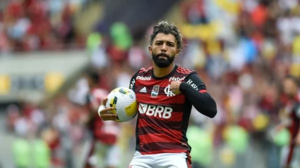 Flamengo empata com Ceará e perde chance de se aproximar do Palmeiras