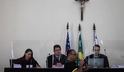 Segundo dia de julgamento dos réus da Chacina do Compaj é marcado por debate