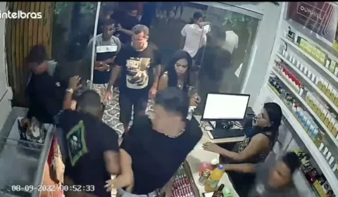 Confusão em loja termina com um homem esfaqueado