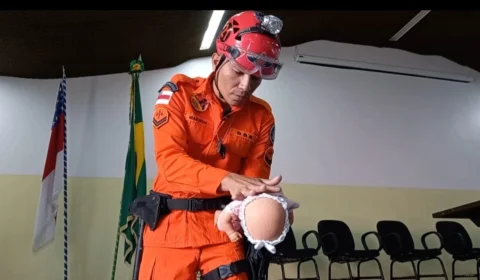 Corpo de Bombeiros orienta primeiros socorros para engasgo em bebês