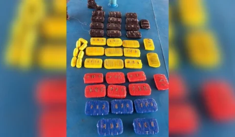 Polícia apreende drogas em embarcação avaliada em mais de 1 milhão de reais