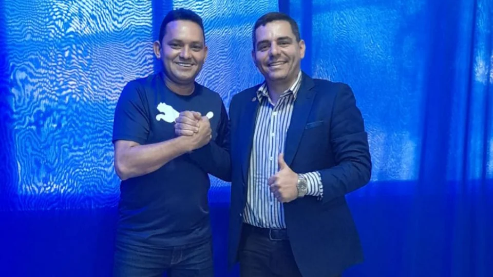 Rodinei Ramos, candidato a deputado estadual, visita Sintresatam e apresenta proposta para categoria