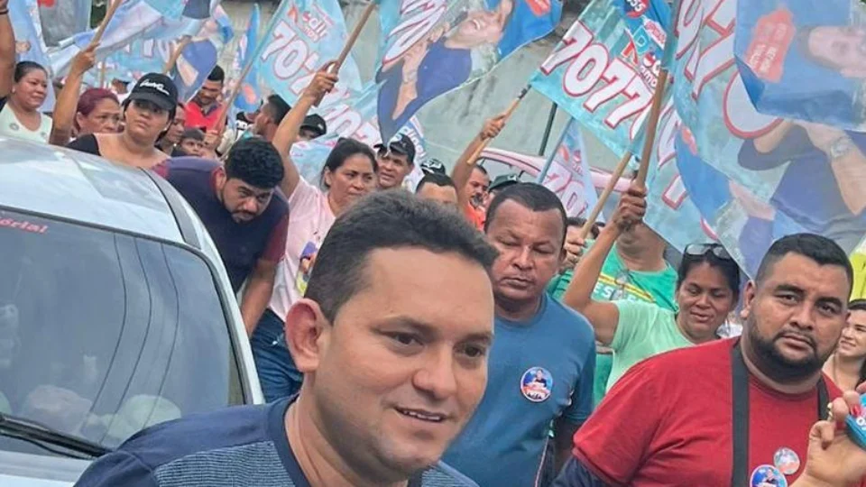 Candidato a deputado estadual, Rodinei Ramos arrasta multidão em caminhada no Japiim