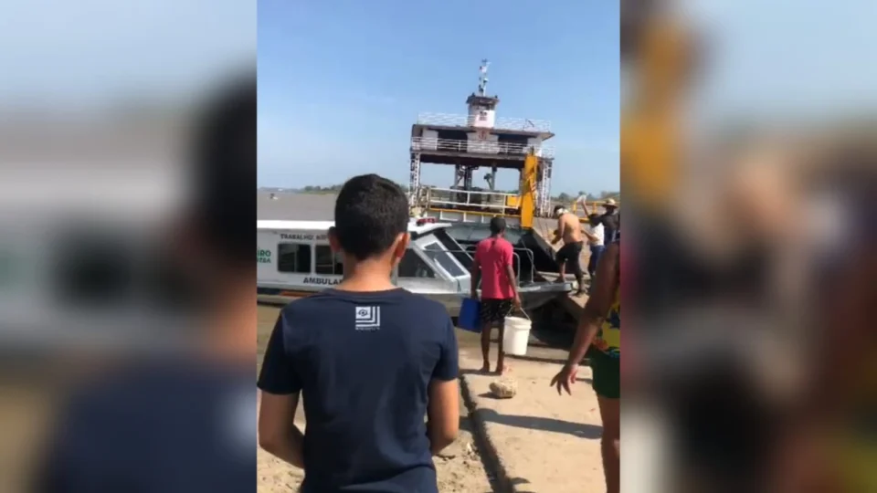 Veja vídeos do resgate de vítimas do desabamento da Ponte na BR-319