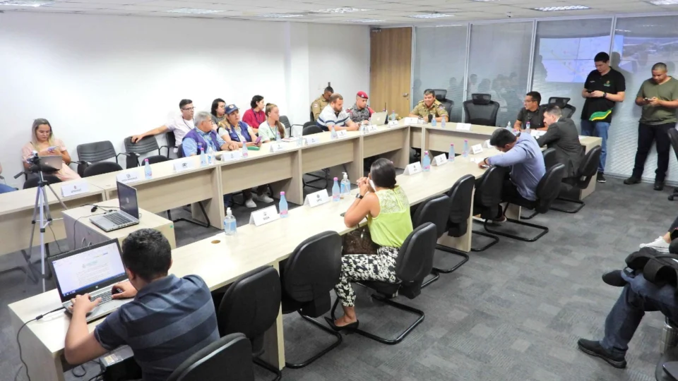 Gabinete de crise é criado para intensificar as buscas por desaparecidos em acidente