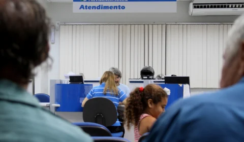 Prova de Vida e Recadastramento de aposentados e pensionistas não estão sendo pedidos pela Amazonprev