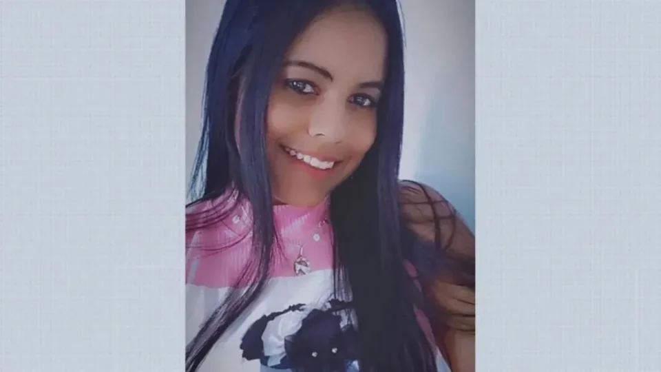 Homem é suspeito de matar namorada com 17 facadas