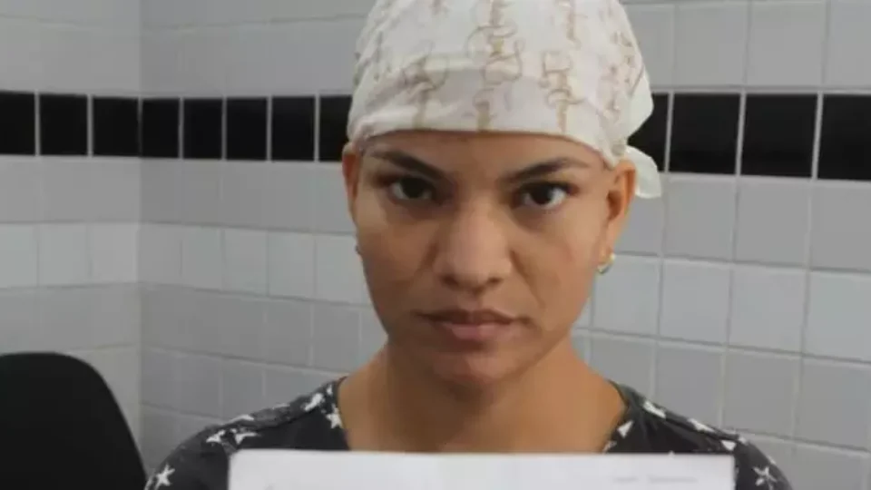 Mulher é agredida e assediada sexualmente após sequestro relâmpago