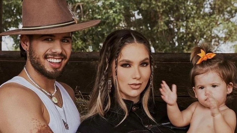 Virgínia Fonseca faz ensaio com Zé Felipe e Maria Alice: ‘Amo vocês demais’