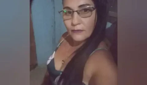 Mulher é morta a facadas pelo ex-companheiro