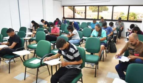 UEA divulga edital e convocação da 3ª chamada do Vestibular e SIS