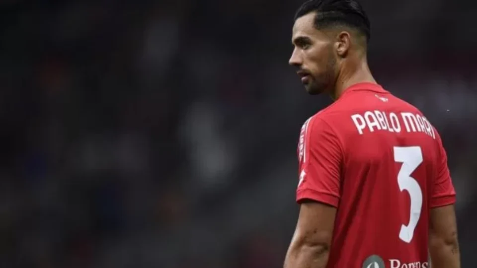 Pablo Marí, ex-Flamengo, é esfaqueado em supermercado na Itália