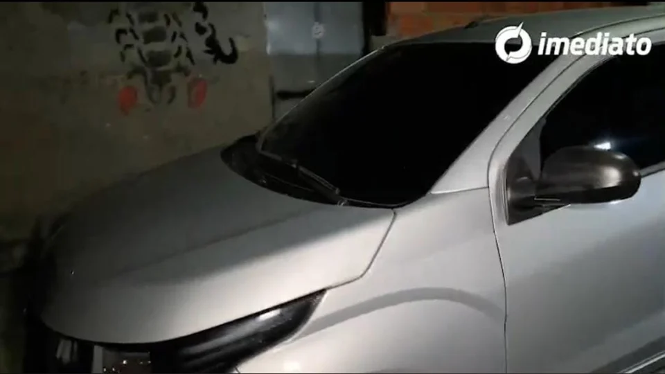Polícia recupera carro roubado no bairro Jorge Teixeira