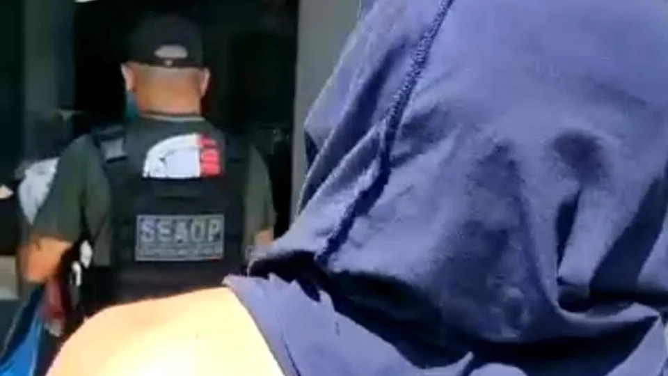 Homem é preso com drogas em residência no bairro São José