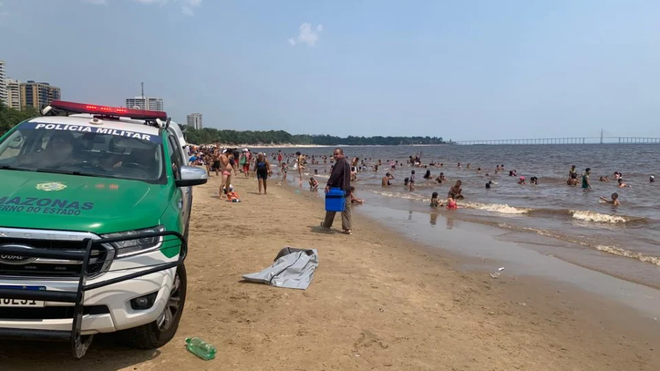 Ossada humana é encontrada na praia da Ponta Negra; VEJA VÍDEO