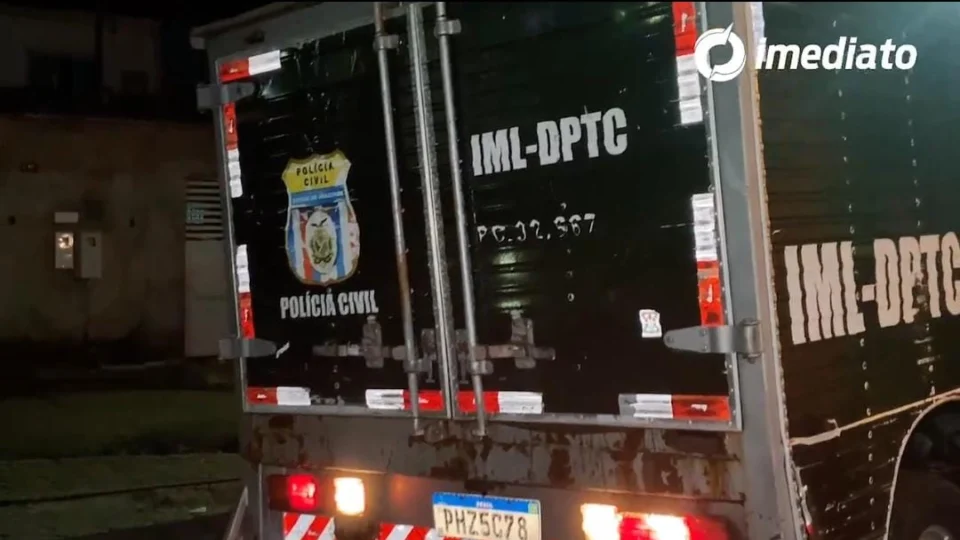 Jovem é assassinado com 6 tiros no bairro Redenção