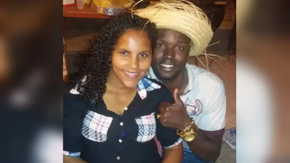 Homem é preso por assassinar ex-esposa a facadas