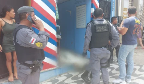 Mulher é morta ao atravessar rua para comprar almoço no Centro de Manaus