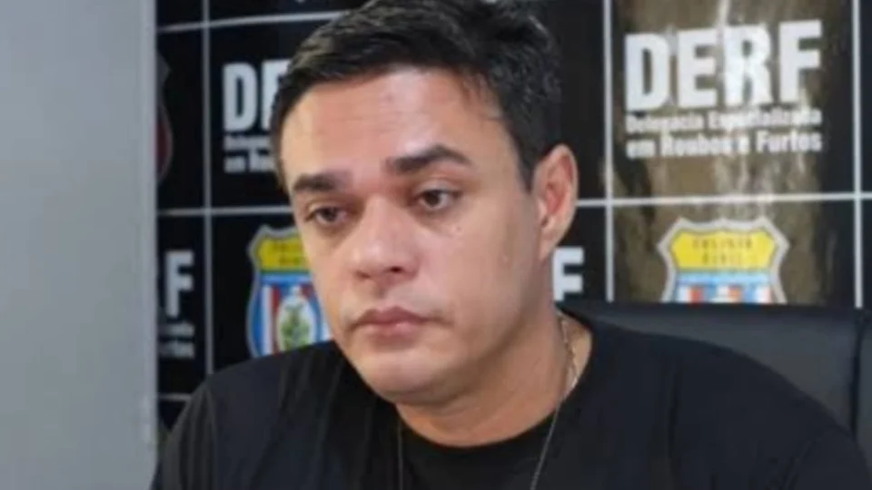 Corpo de delegado Aldeney Goes deve chegar na tarde deste sábado em Manaus