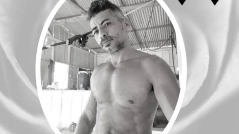 Veja Vídeo: Homem é assassinado a terçadadas e jogado dentro de fossa